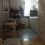 Bamboo House Apartment