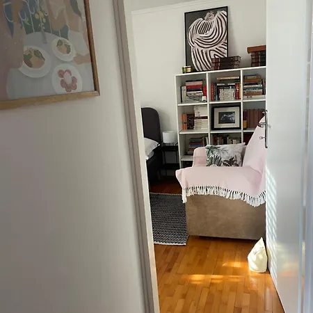 Bamboo House Apartment