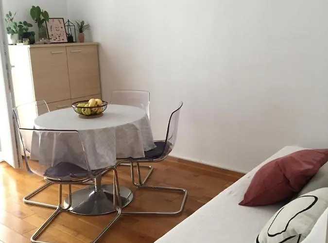 Apartment Bamboo House Zaboric