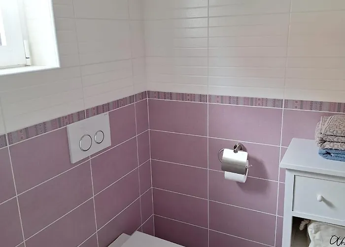 Bamboo House Apartment